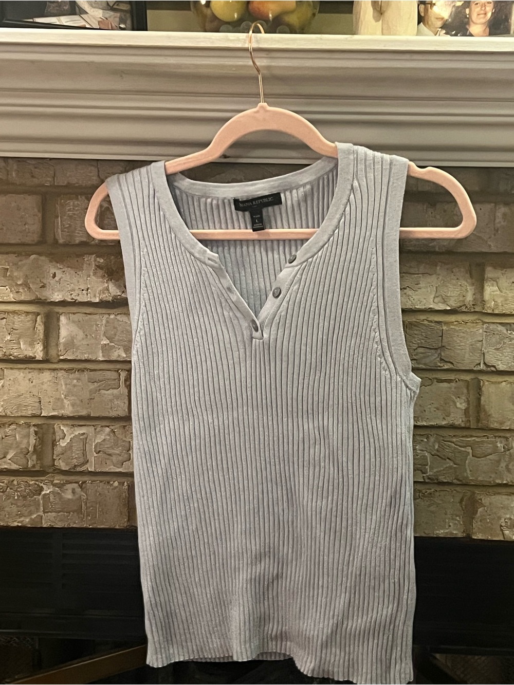 BANANA REPUBLIC Light blue Ribbed Sleeveless Henley Tank Top